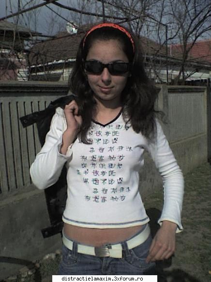 About you - Ma numesc Madalina am 12 ani si sunt in clasa - Welcome!