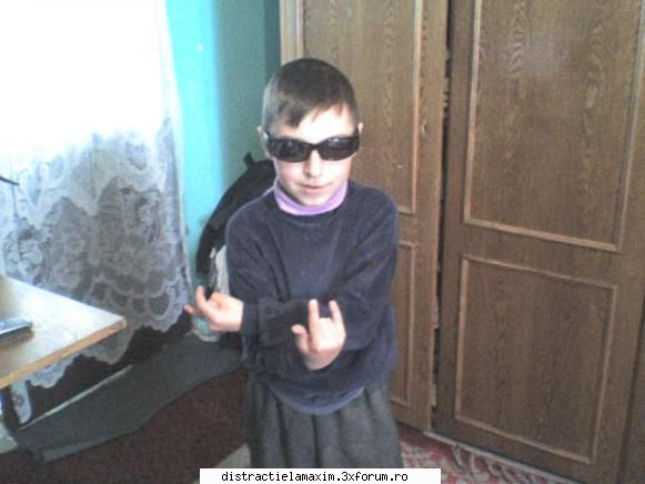 Alexandru - pe fratele meu il cheama alexandru are 6 ani si - Brothers/Sisters