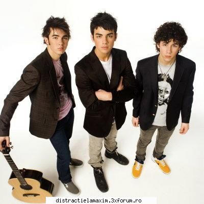 Jonas Brothers - eu acum am auzit de ei :D - Stars