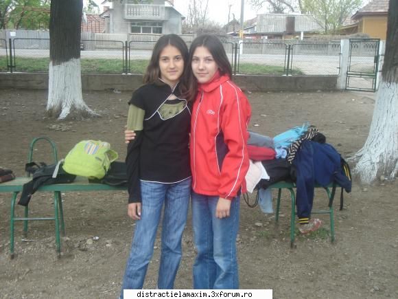 Photos with our best friends. - ele sunt prietenele mele mai bune - Best friends